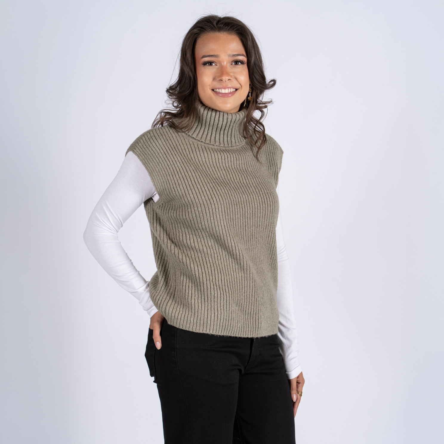 Sasia Cordelia Dame Strikvest Tea Green